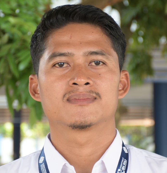 ARIF IVANA, S.Pd.